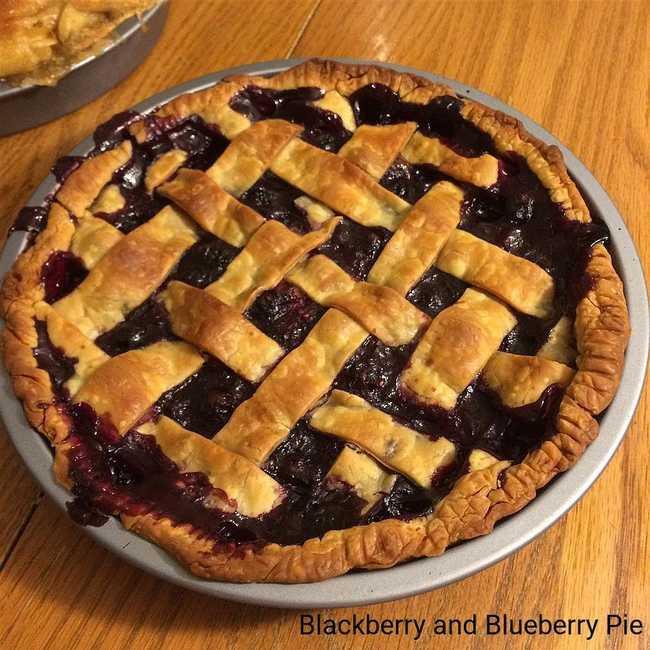 Blackberry and Blueberry Pie