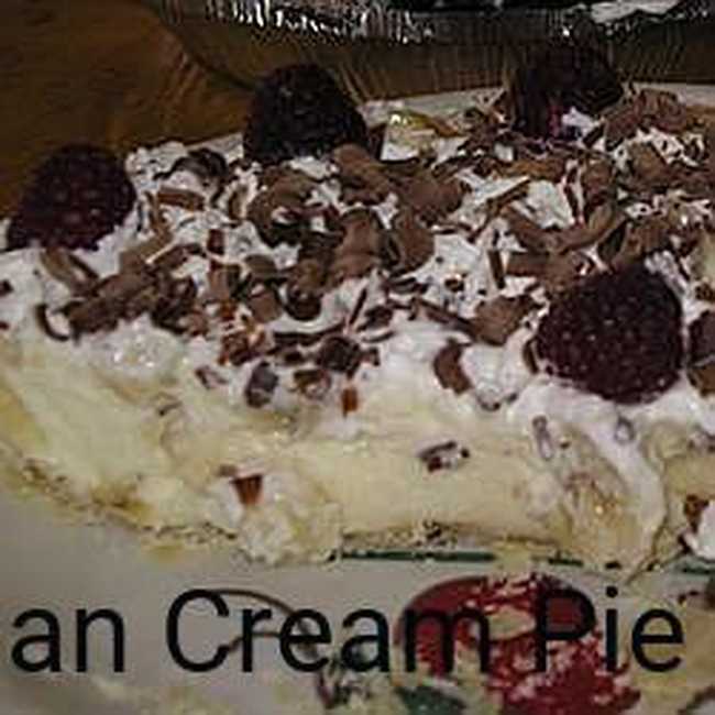 Vanilla Bavarian Cream Pie