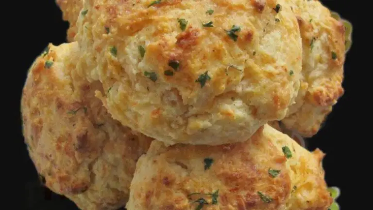 Ooey-Gooey Cheesy Cheddar Biscuits