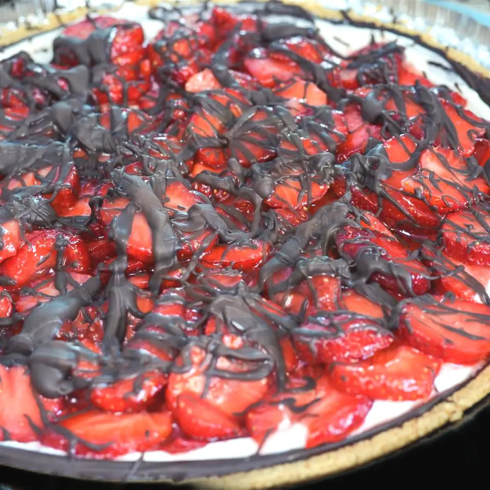 Chocolate-Covered Strawberry Pie