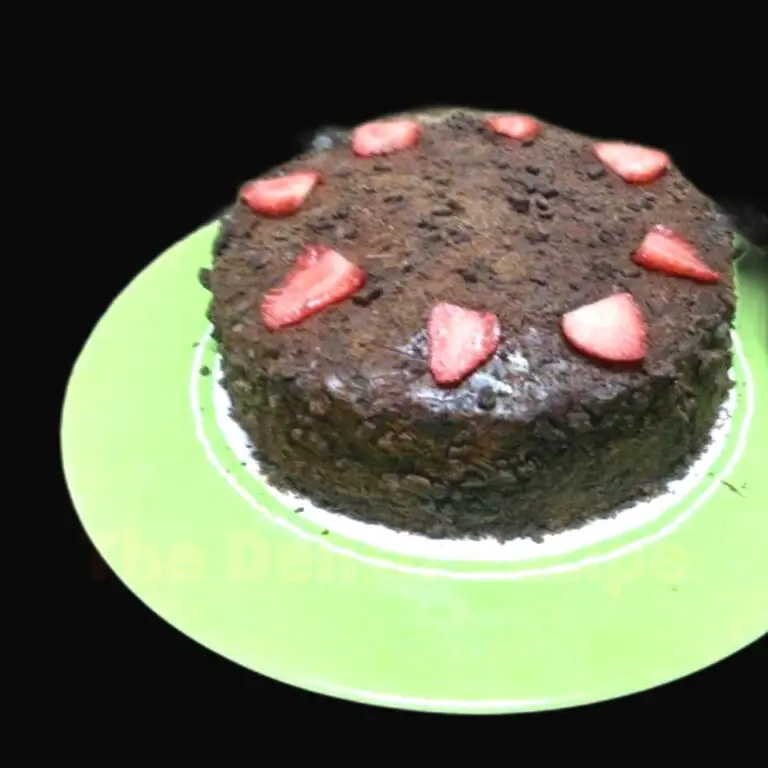 Rich And Decadent Chocolate Ganache Cake