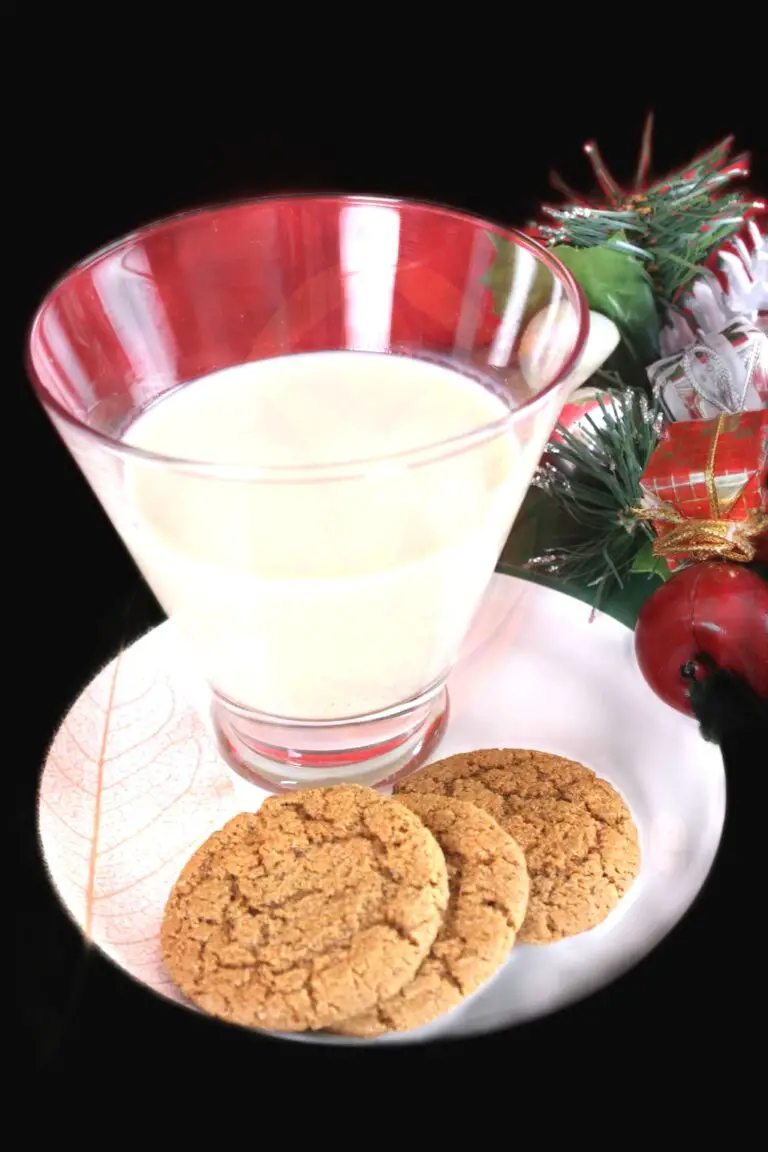 Gingerbread-Flavored Cocktail Recipe