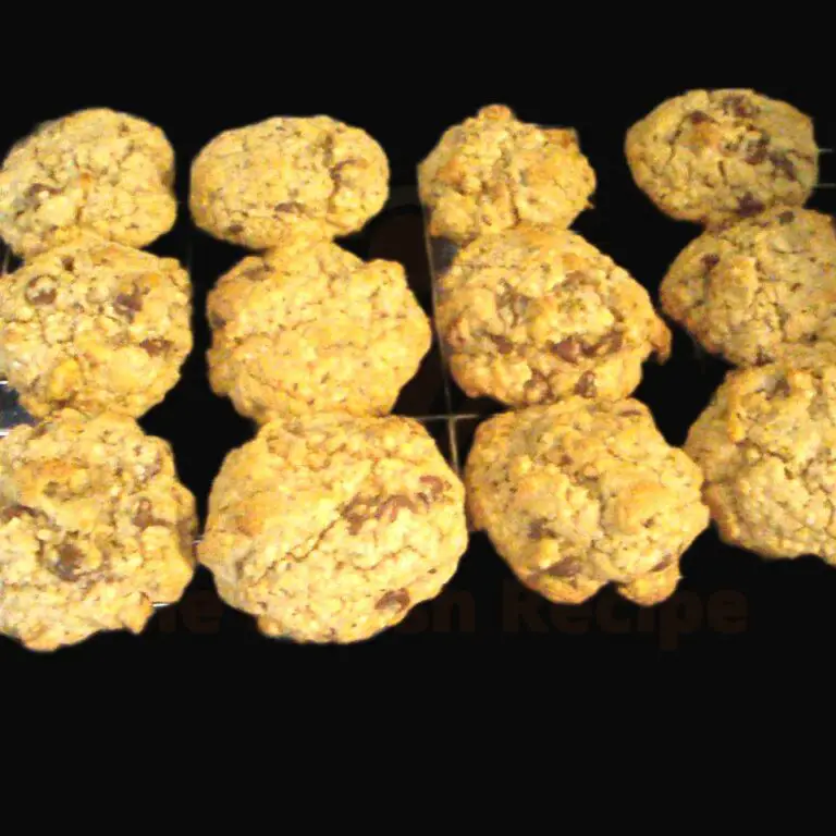 Cheerful Hemp-Filled Granola Cookies