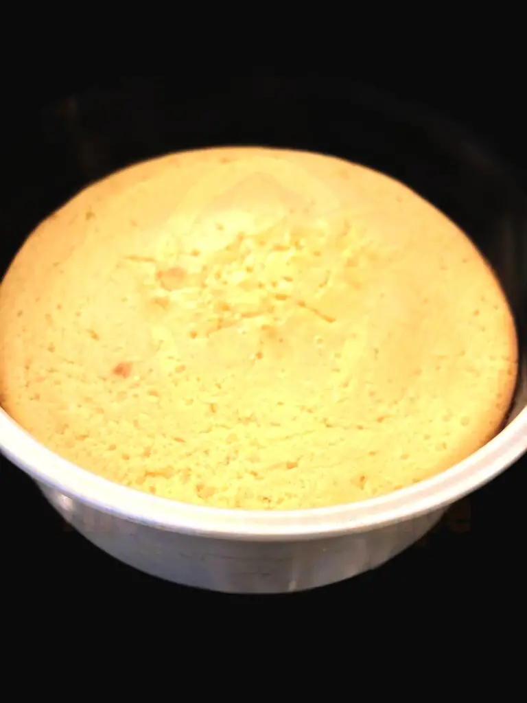 Delicious Lemon-Ricotta Dessert Cake Recipe