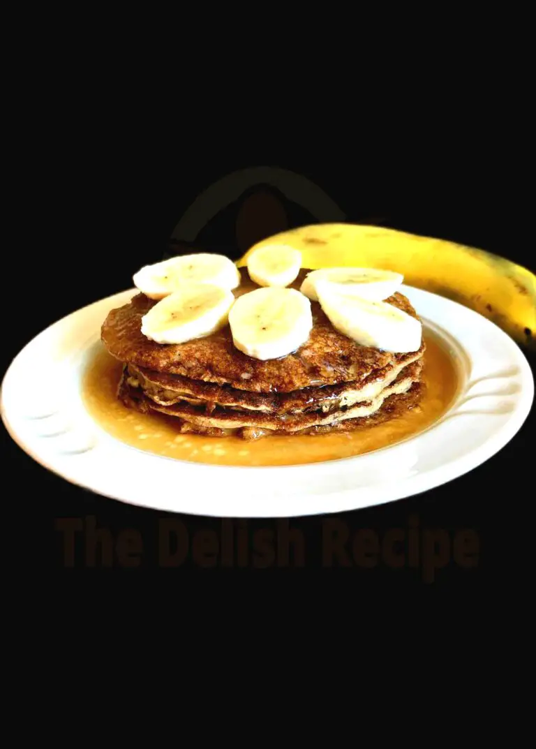 Deliciously Healthy Oatmeal-Banana Pancakes