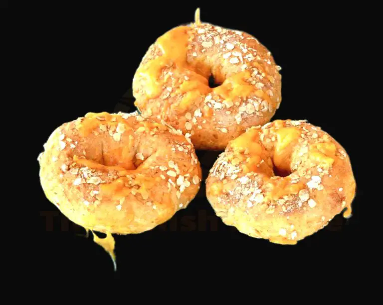 Homemade Deliciously Spiced Pumpkin Bagels