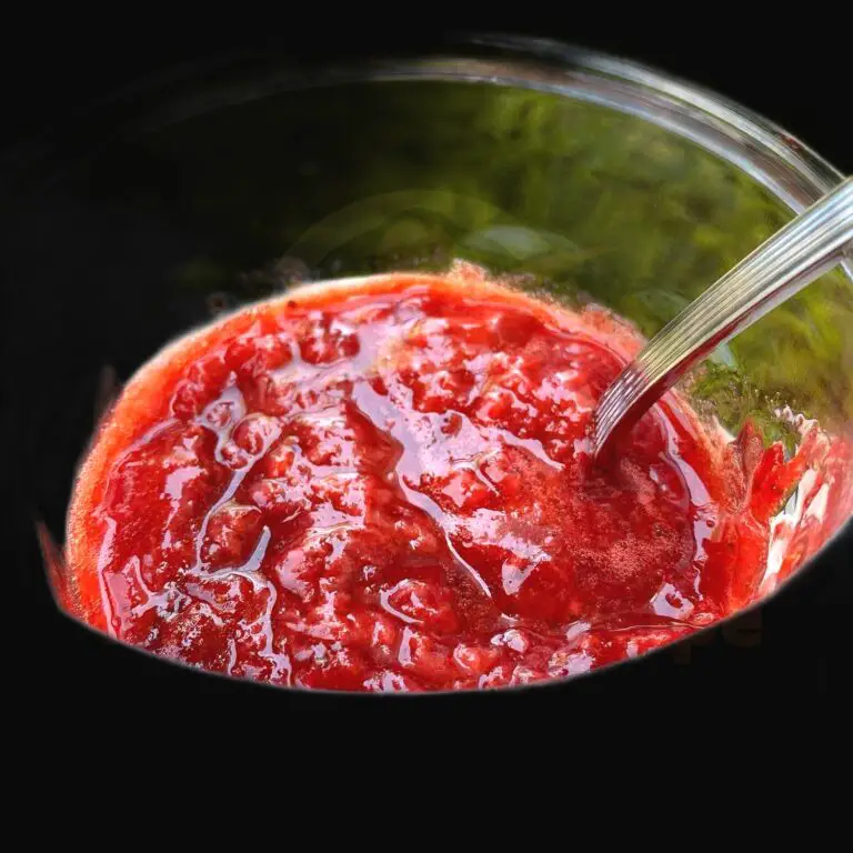 Sweet And Tangy Strawberry Compote