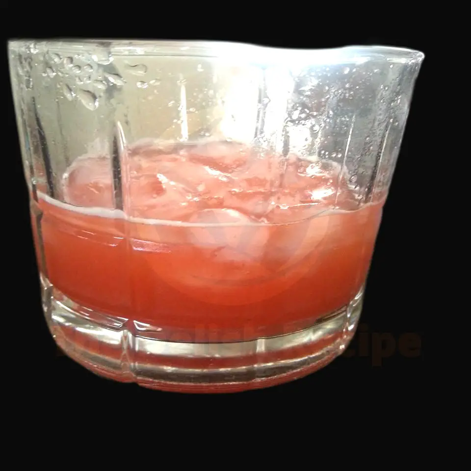 Strawberry-Ginger-Mint Lemonade