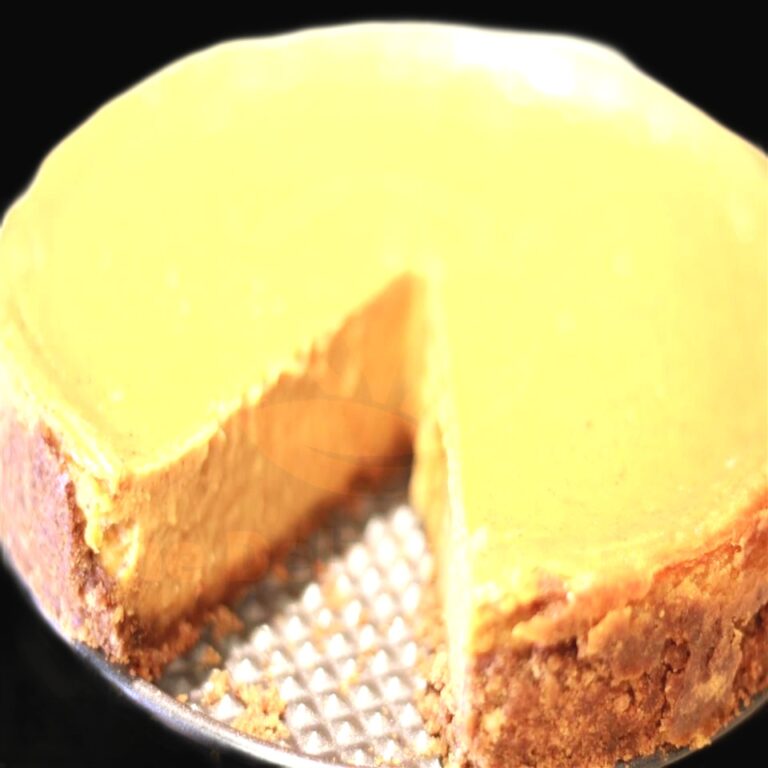 Delicious Thanksgiving Sweet Potato Cheesecake Recipe